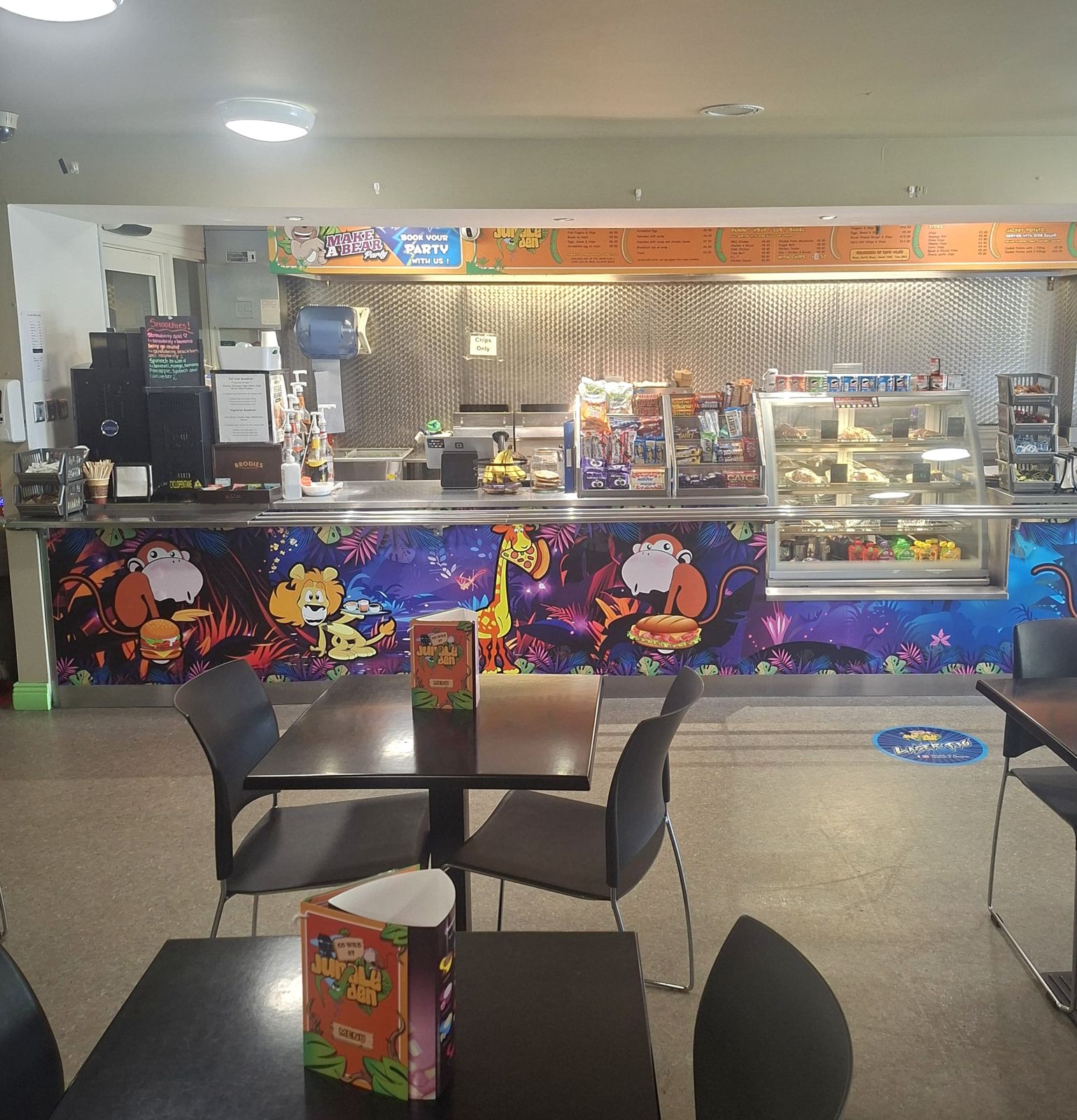 Main floor, café and reception at Jungle Den Naas
