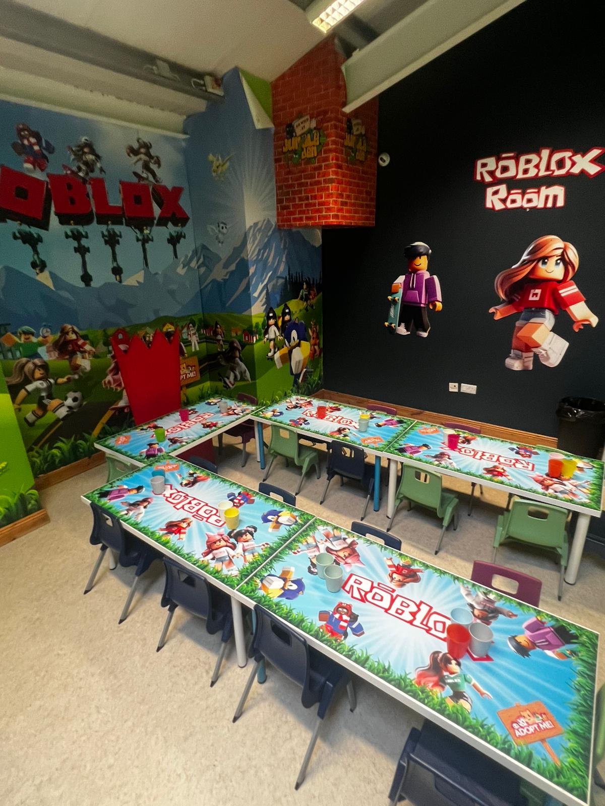 Roblox room - full layout